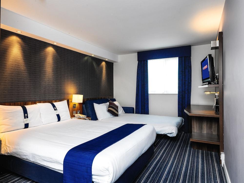 Holiday Inn Express London Gatwick Crawley, An Ihg Hotel Eksteriør bilde
