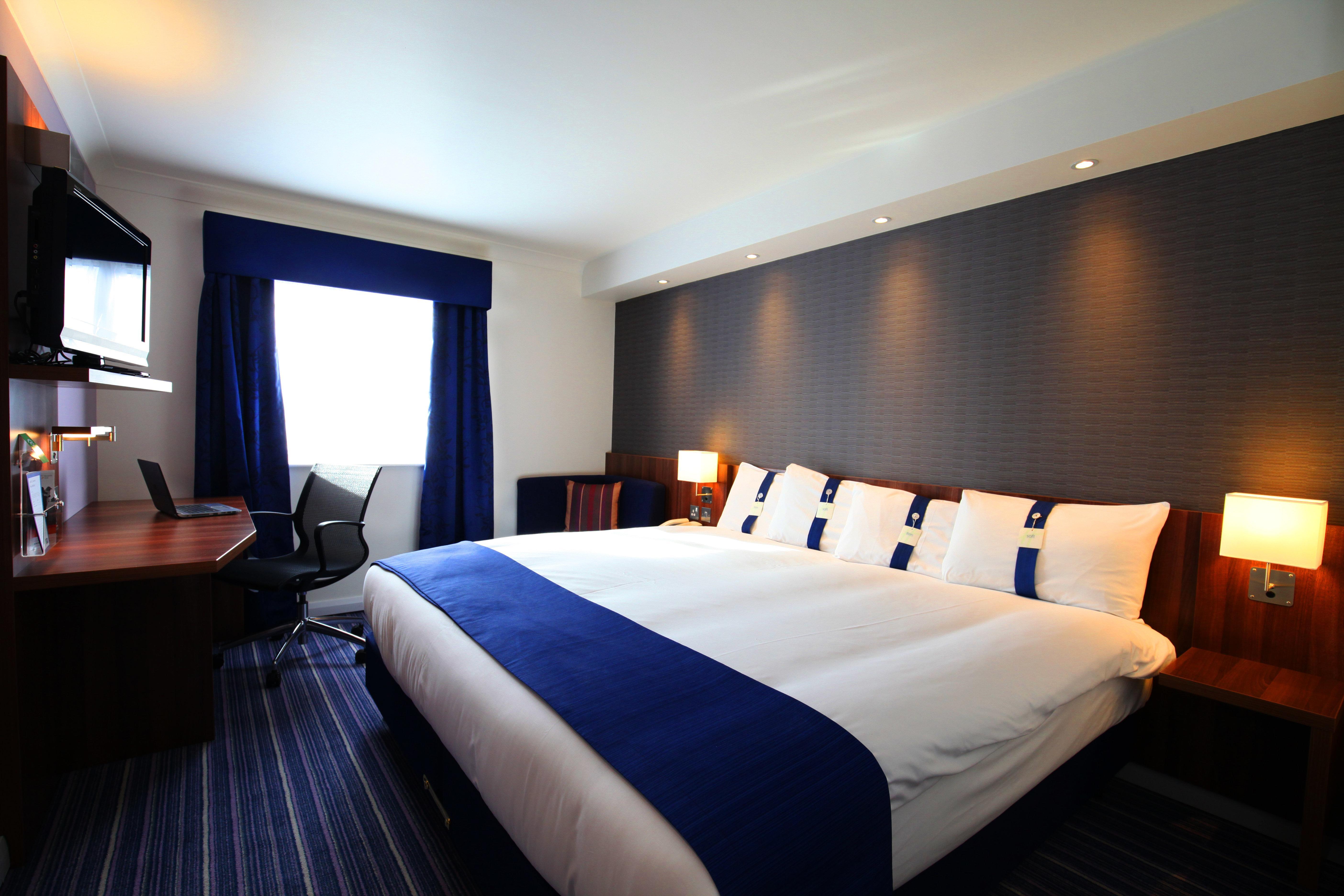 Holiday Inn Express London Gatwick Crawley, An Ihg Hotel Eksteriør bilde