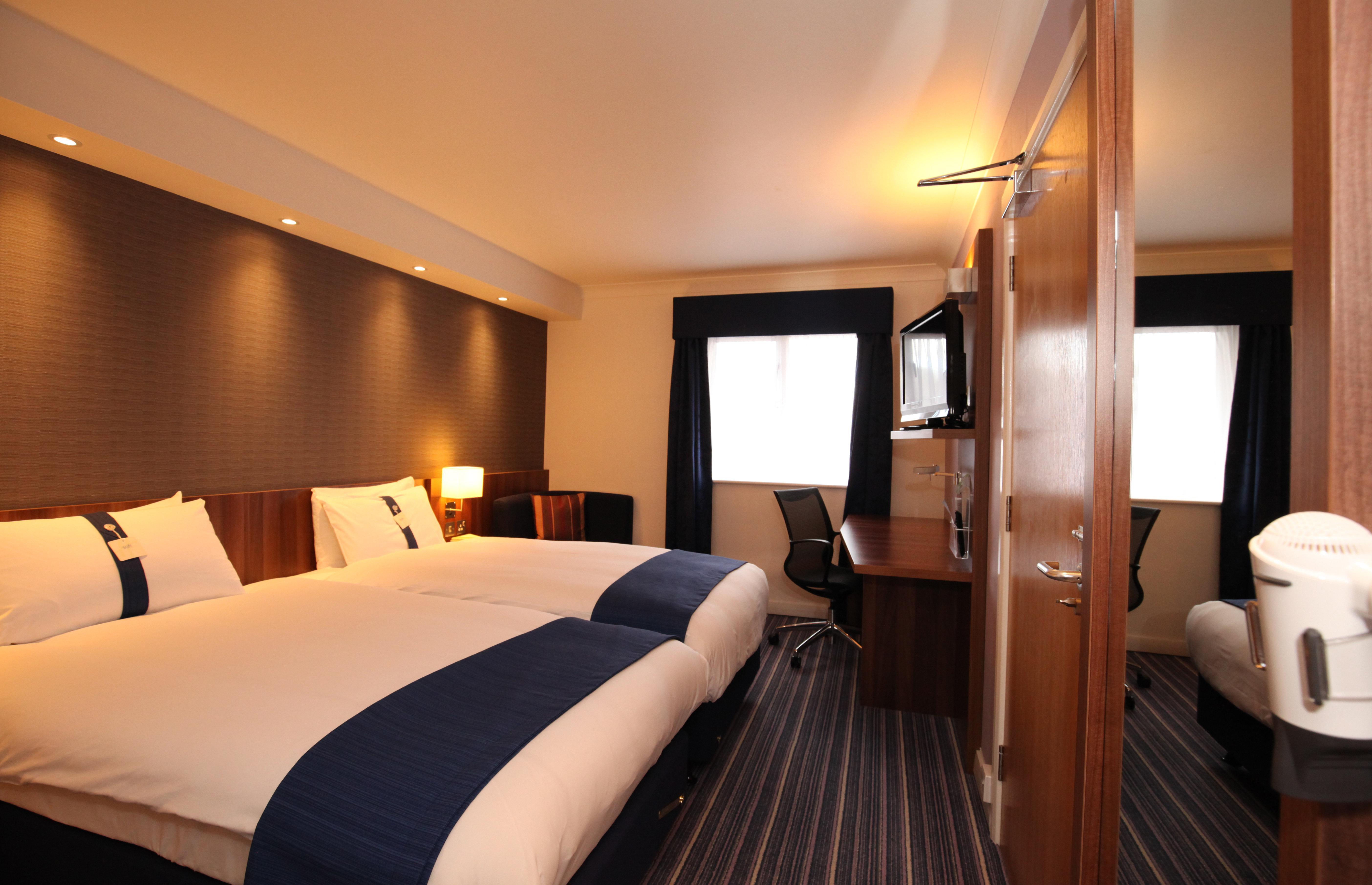 Holiday Inn Express London Gatwick Crawley, An Ihg Hotel Eksteriør bilde