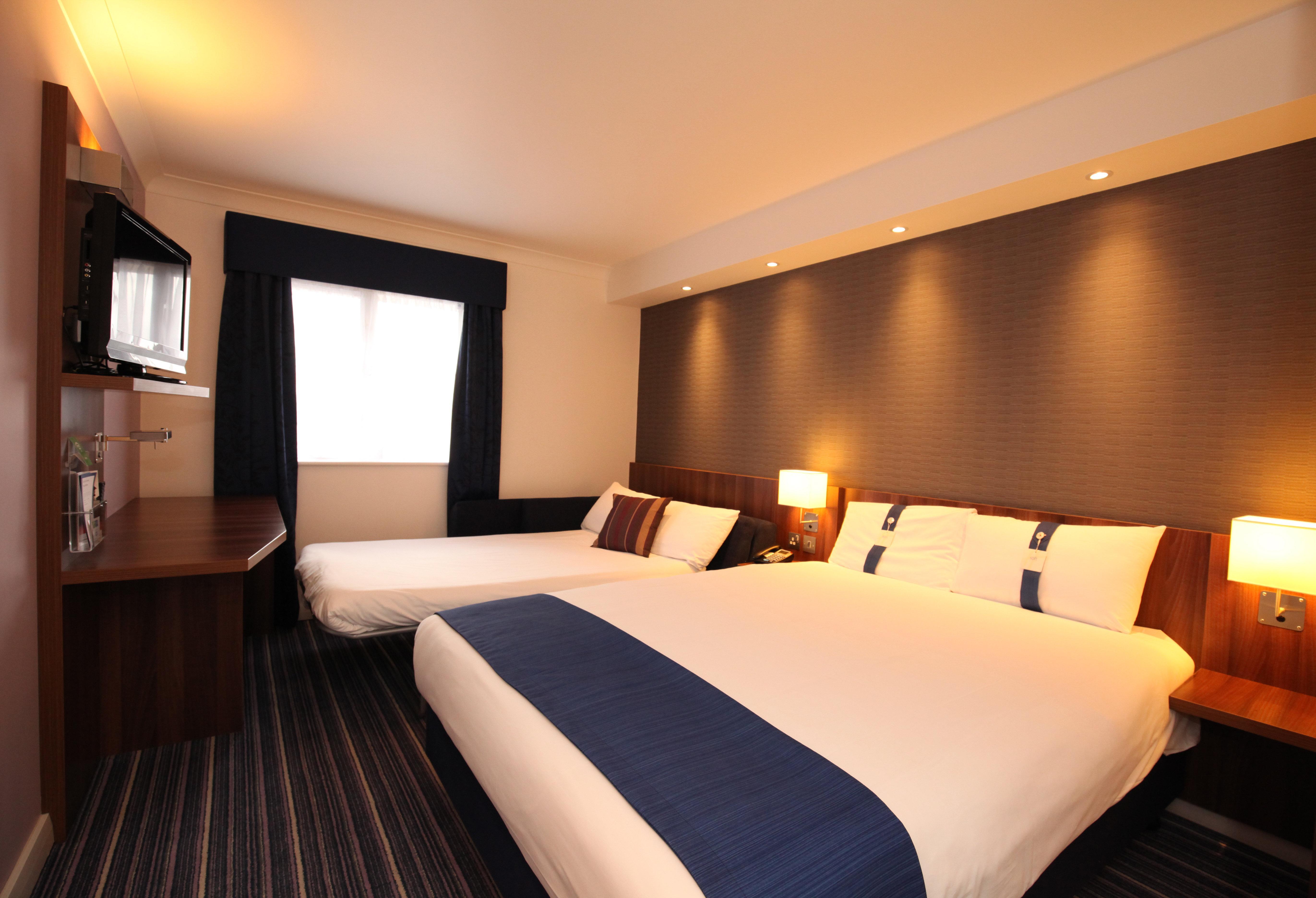 Holiday Inn Express London Gatwick Crawley, An Ihg Hotel Eksteriør bilde