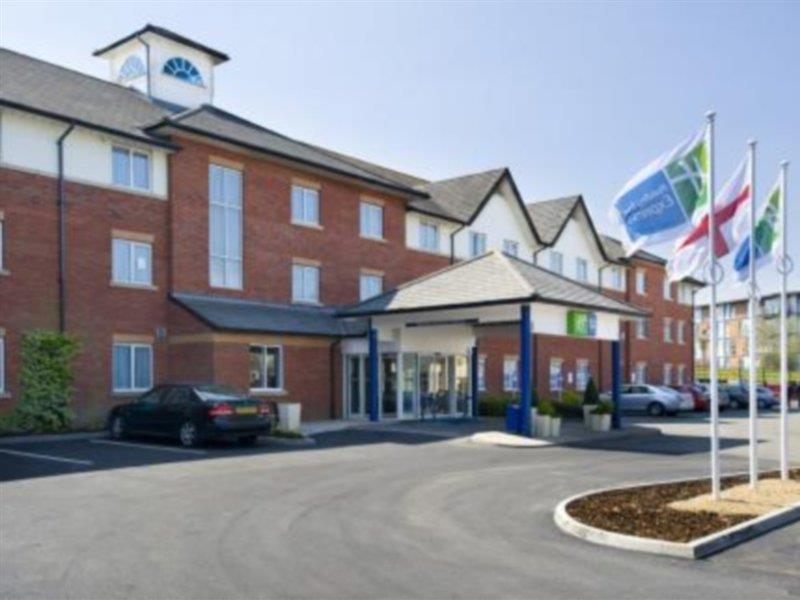 Holiday Inn Express London Gatwick Crawley, An Ihg Hotel Eksteriør bilde